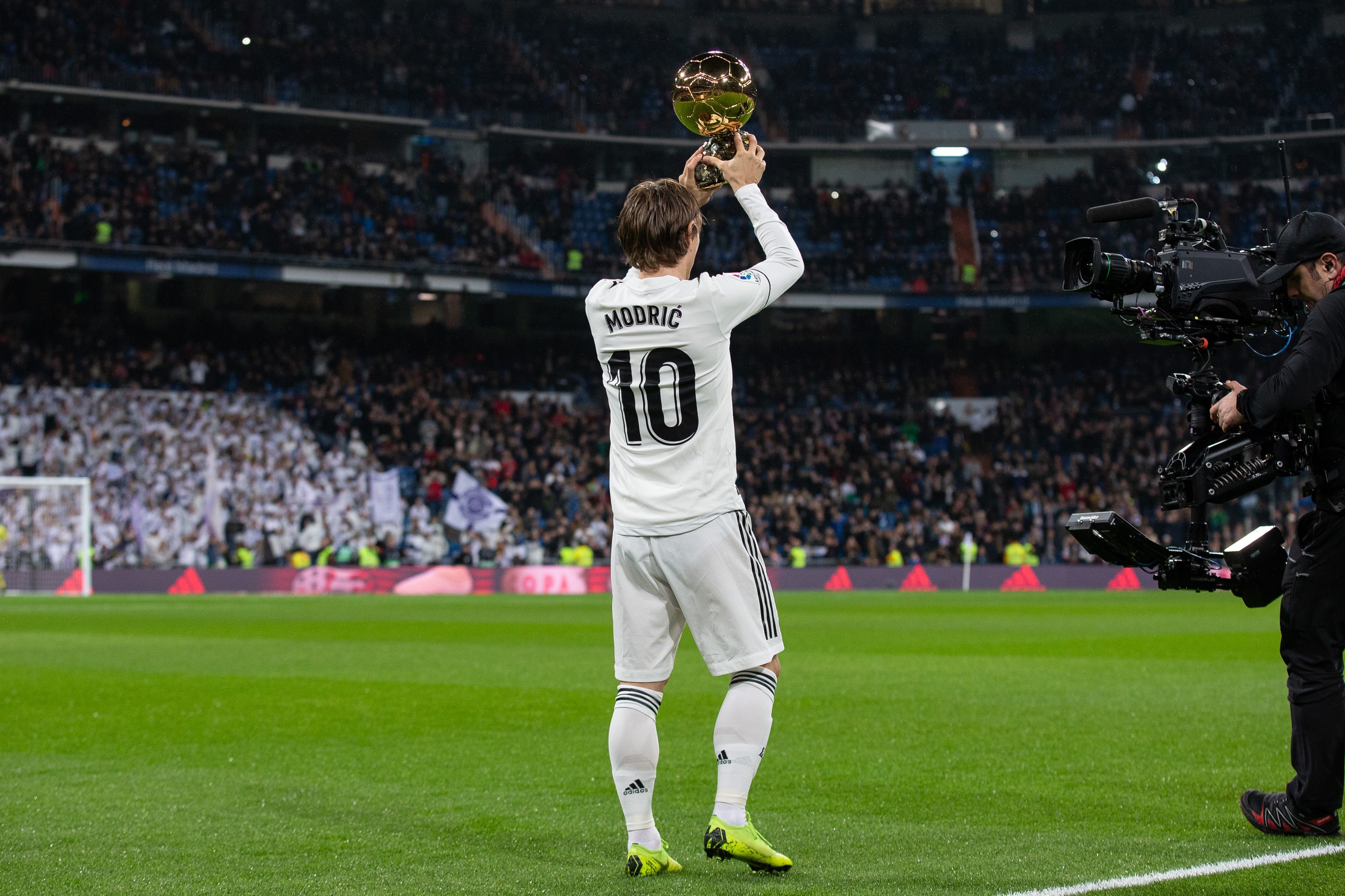 奥特谈惨败：两队差距没那么大，我们会在下次对决中作出回应