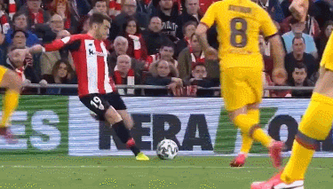 足球报：海港内部鼓励球员放开去打，高层无条件信任穆斯卡特