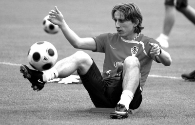 谢尔德鲁普非法分享未成年人性爱视频，挪威主帅：这行为很蠢